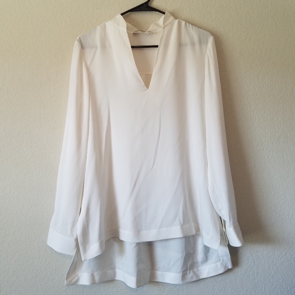 Alice + Olivia Tops - Alice + Olivia Silk Blouse size M